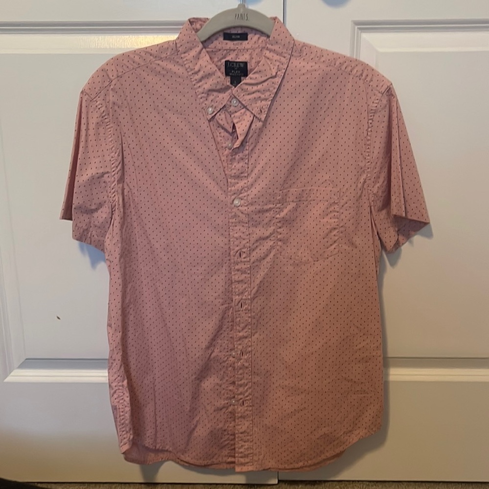 Mens Short Sleeve button down. Large. Slim fit